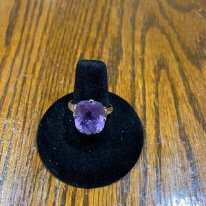 10 K White Gold Amethyst Ring